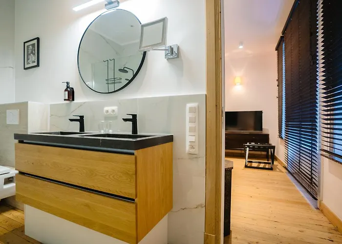 Circa 1929 4* أوستيند