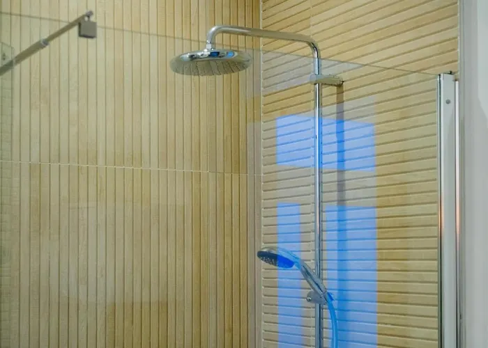 Circa 1929 أوستيند